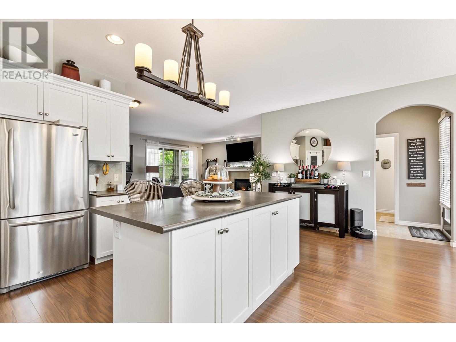 10008 240 STREET, Maple Ridge