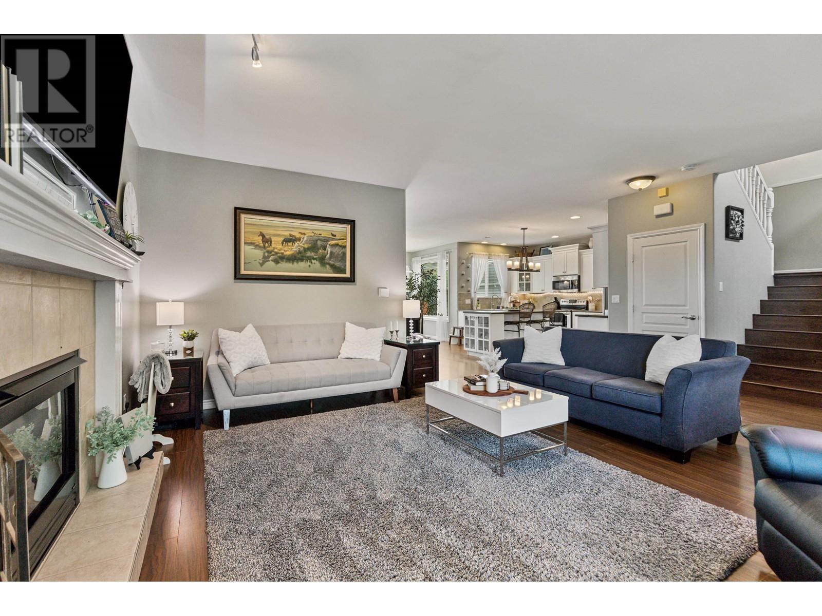 10008 240 STREET, Maple Ridge