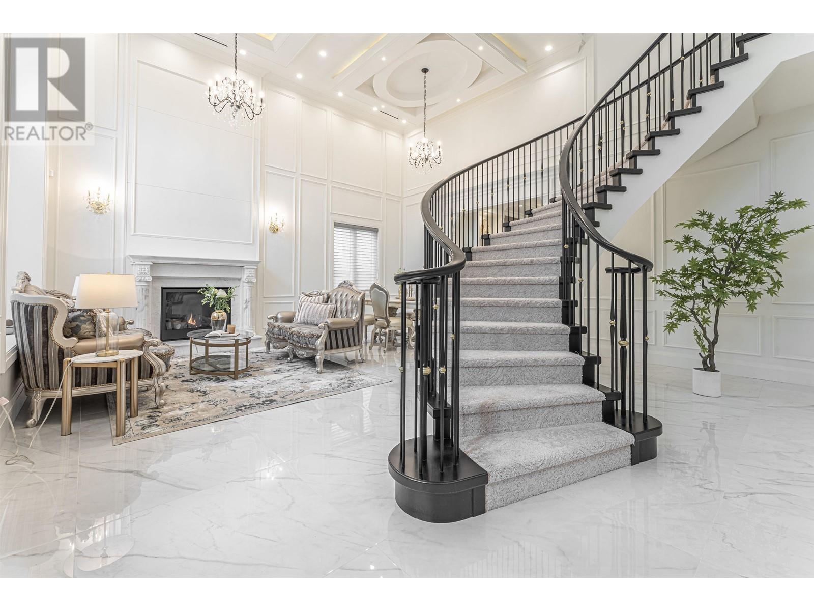 4640 FOXGLOVE Crescent, Richmond