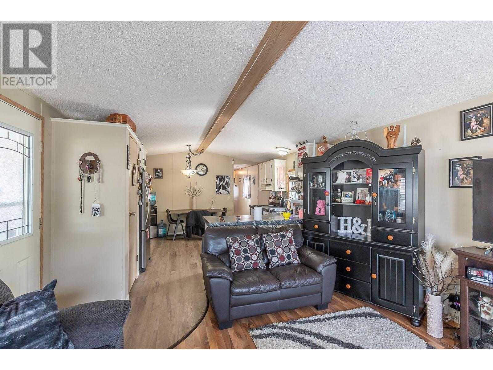 13 2727 Lakeshore Road, Vernon