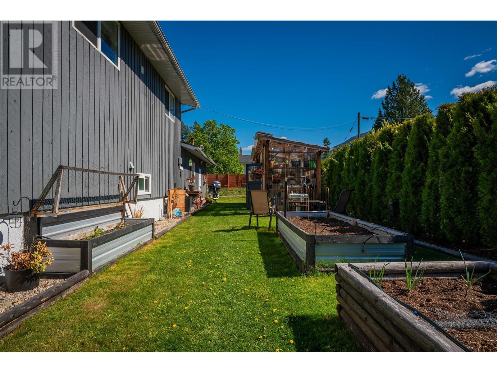 1764 Barrett Drive, Fruitvale