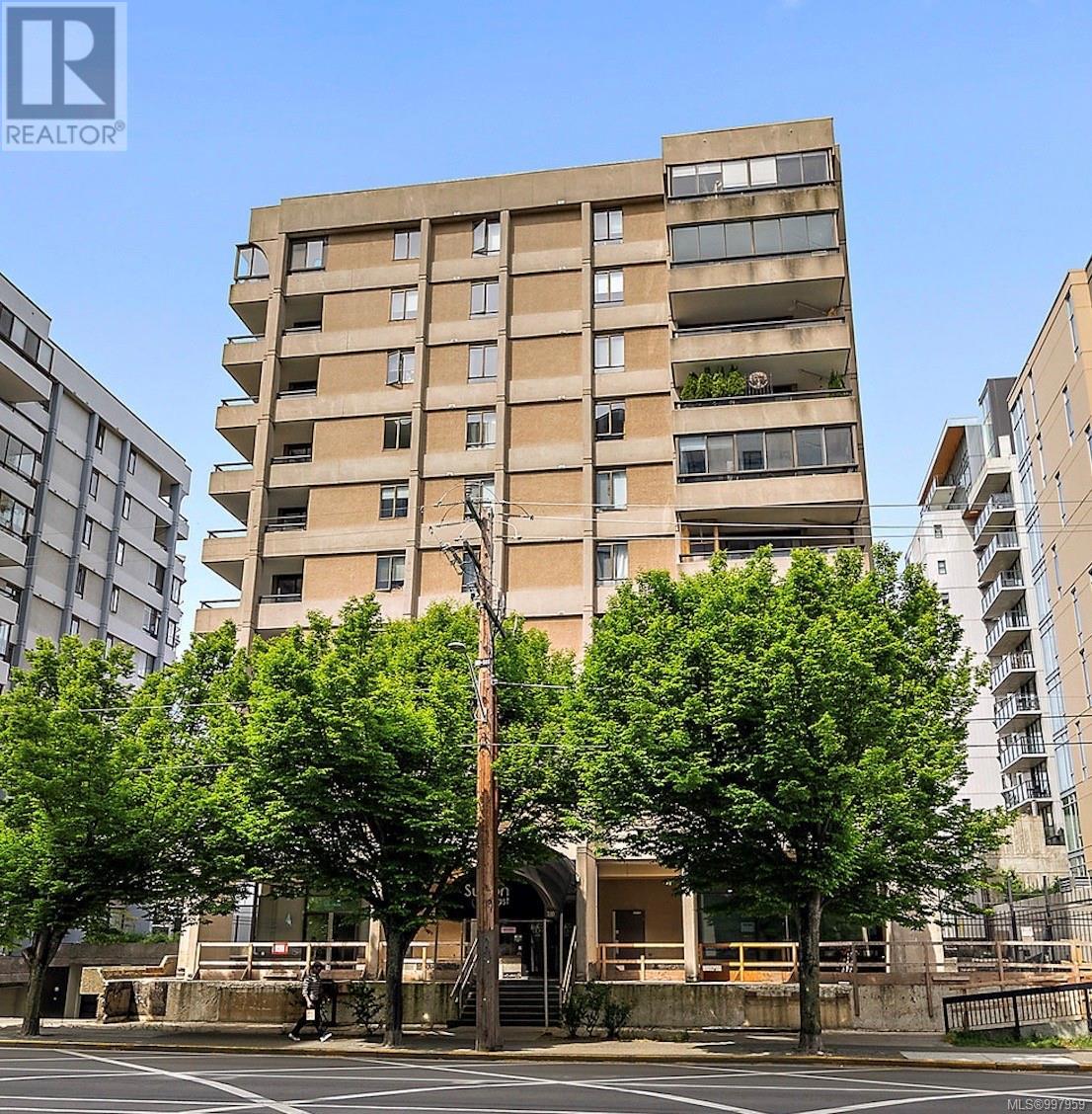 702 1034 Johnson Street, Victoria