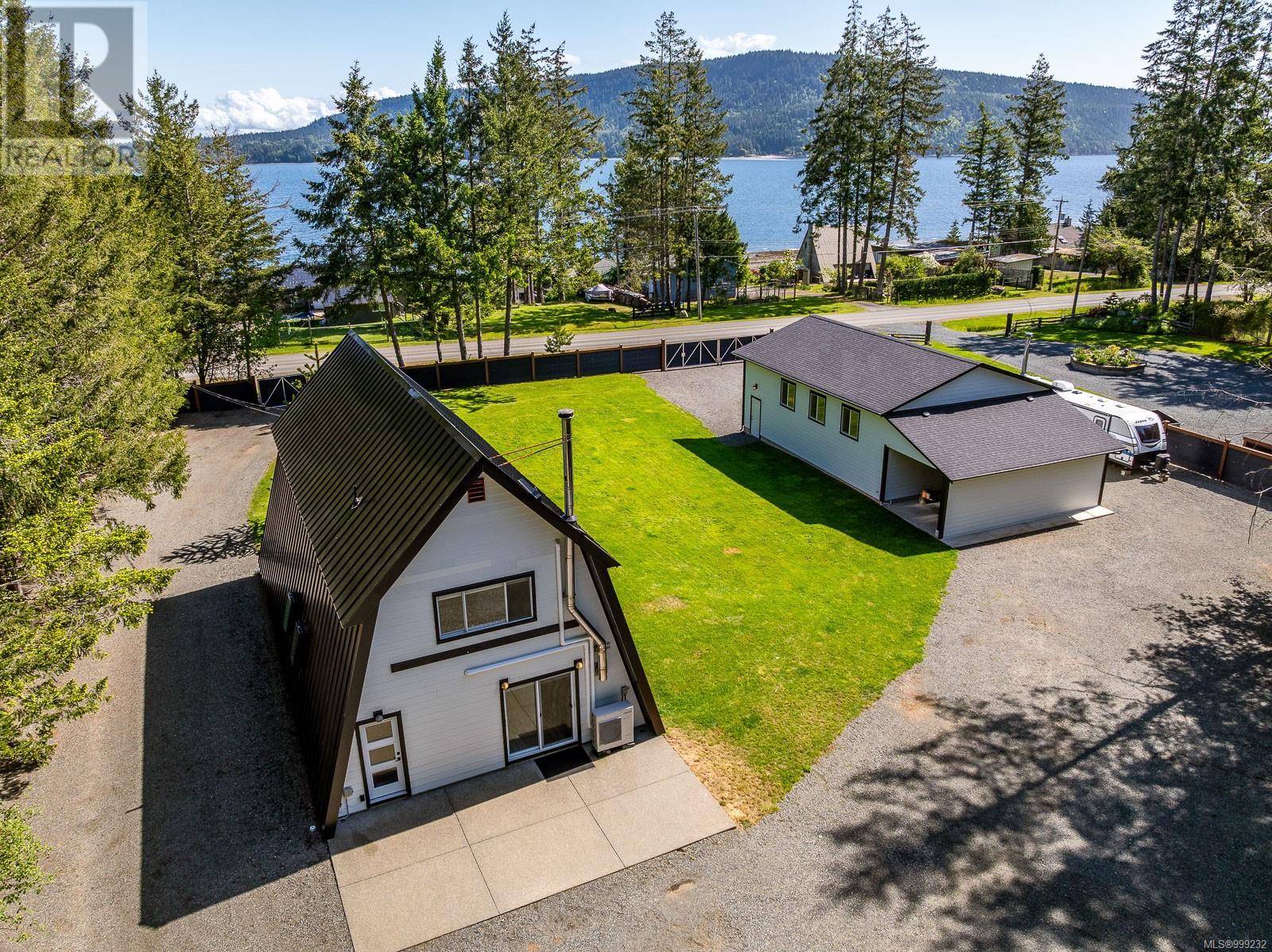 3849 East Rd, Denman Island
