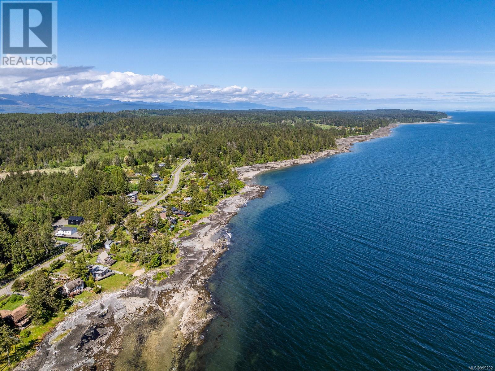 3849 East Rd, Denman Island