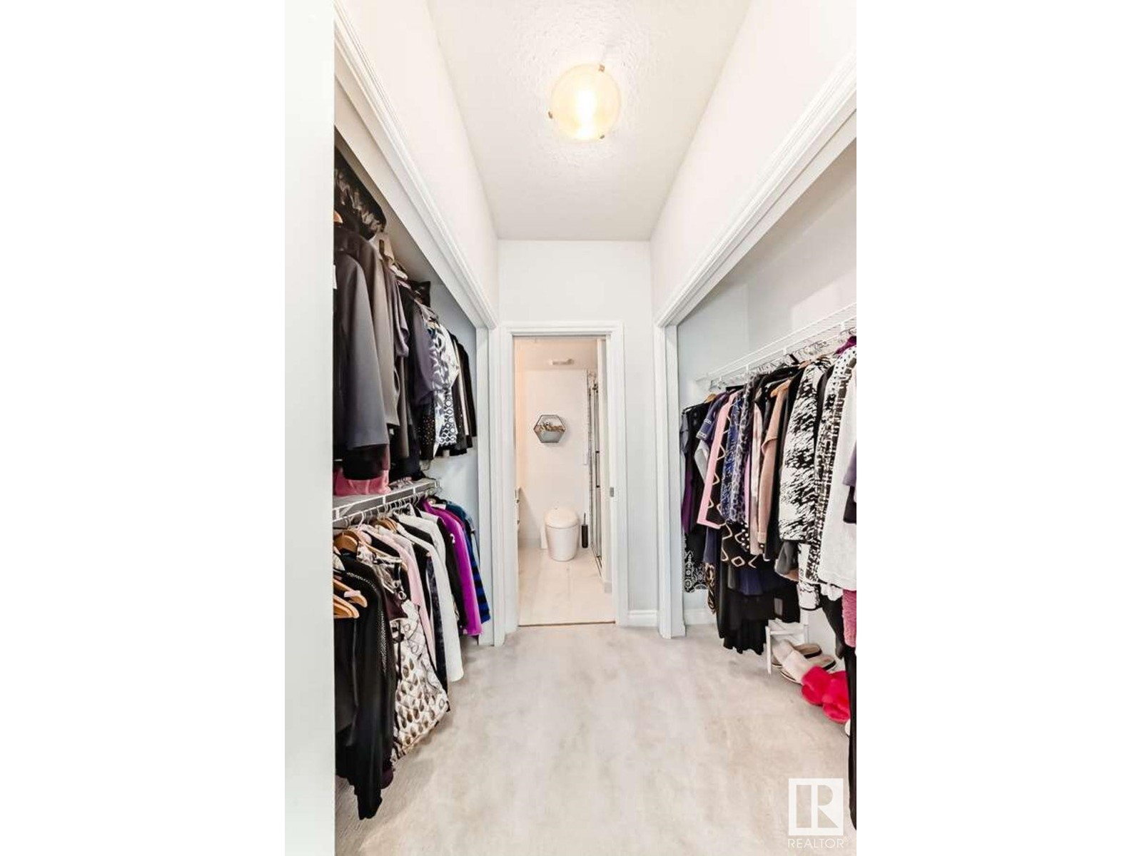#208 12408 15 AV SW, Edmonton