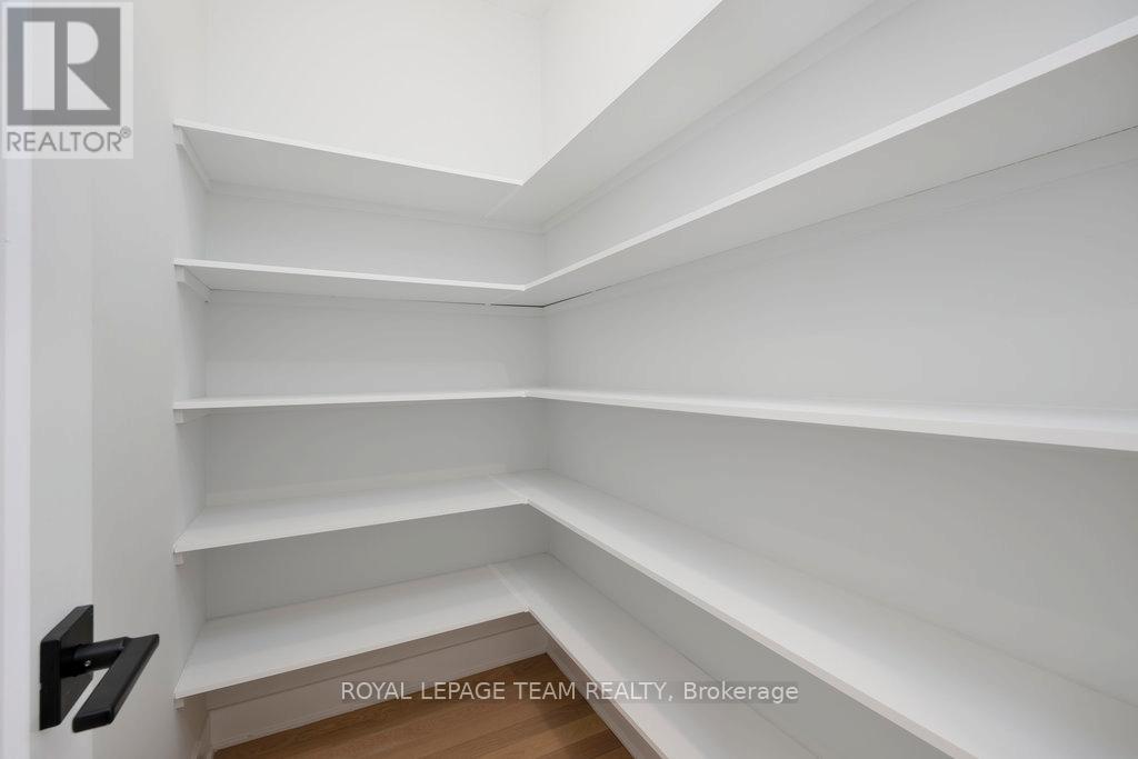 Photo 18 of 590 Anchor Circle, Ottawa ON
