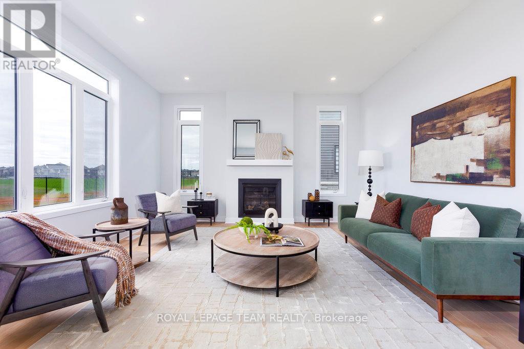 Photo 42 of 590 Anchor Circle, Ottawa ON