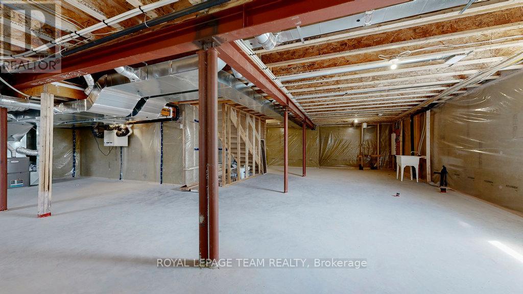 Photo 11 of 590 Anchor Circle, Ottawa ON