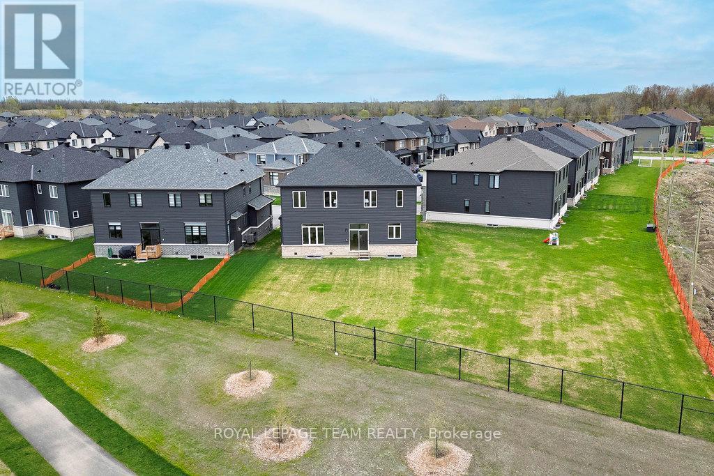 Photo 48 of 590 Anchor Circle, Ottawa ON