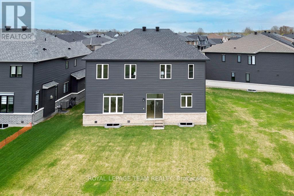 Photo 22 of 590 Anchor Circle, Ottawa ON