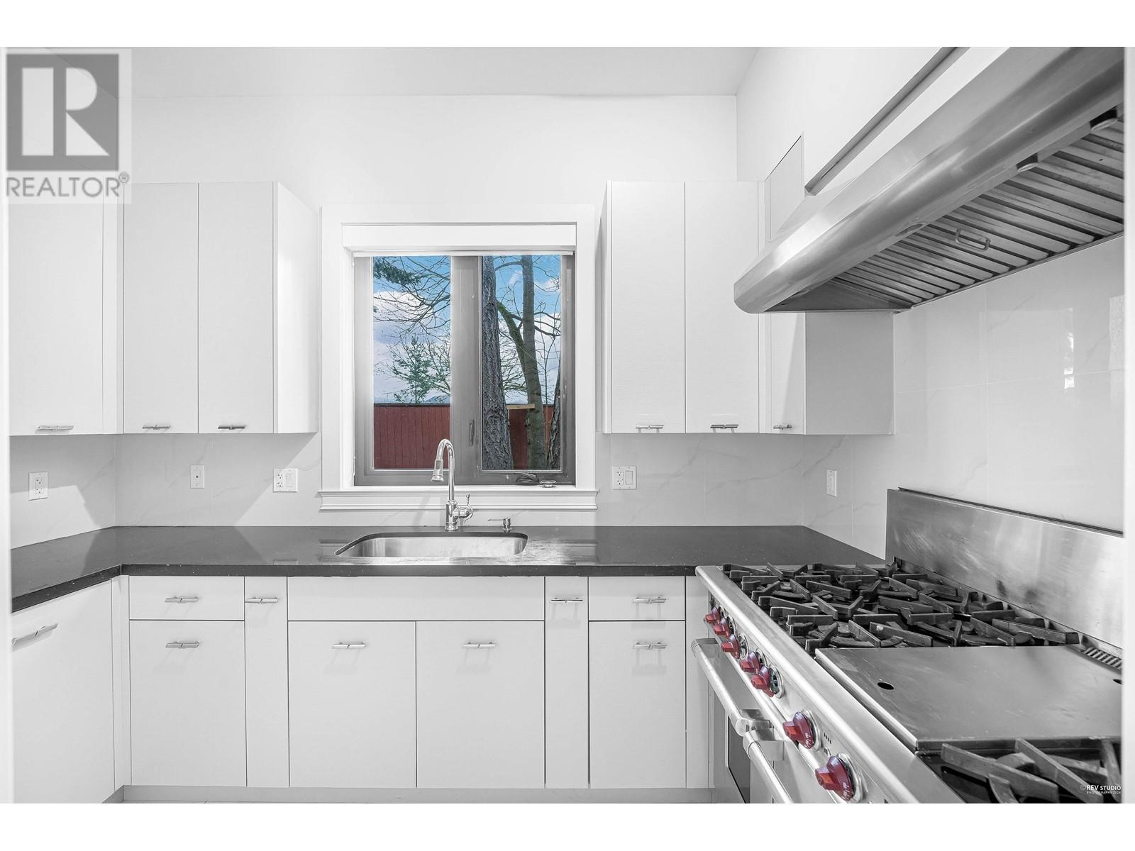 Photo 17 of 6760 Coltsfoot Drive, Richmond BC