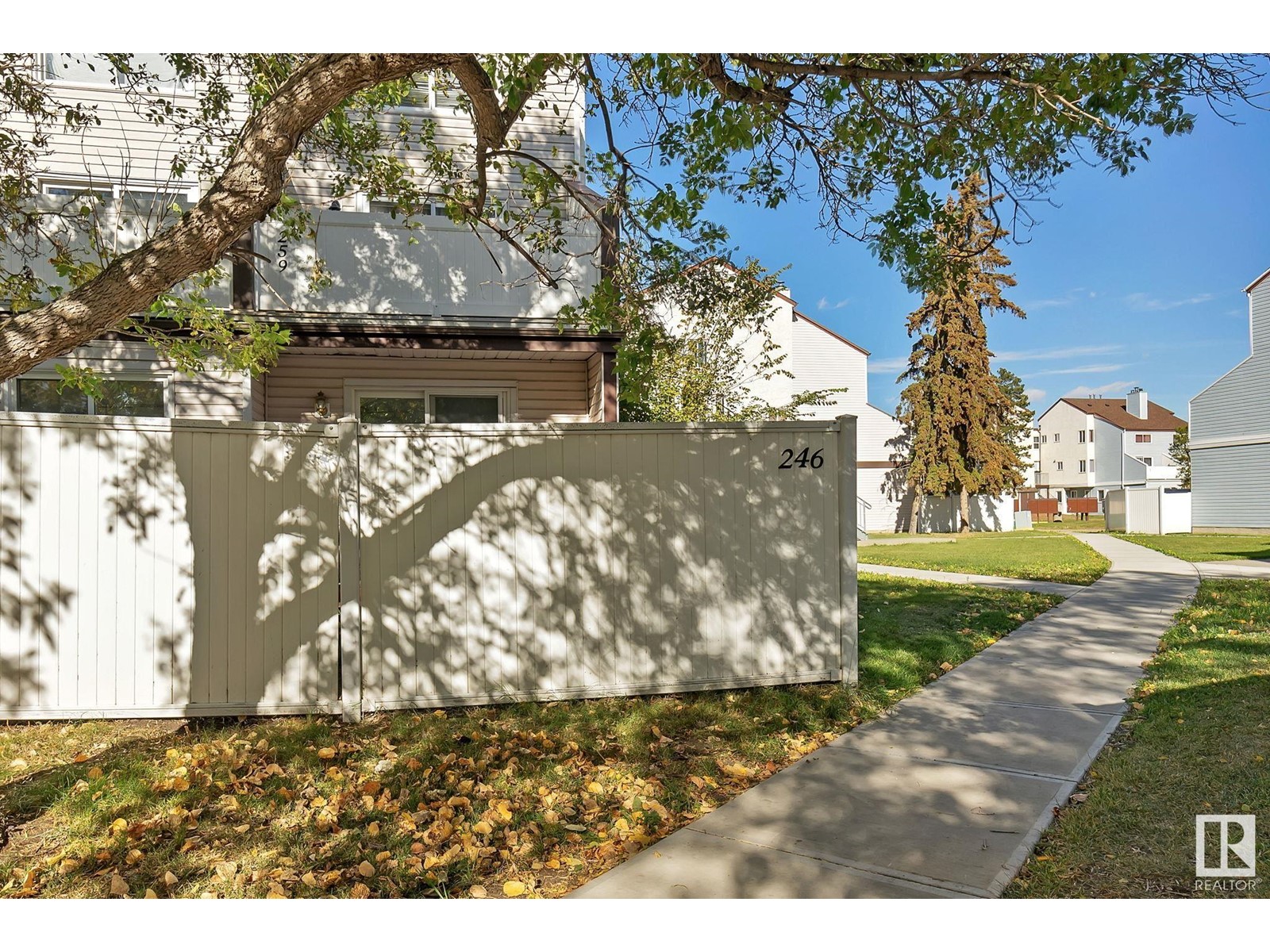 246 LANCASTER TC NW, Edmonton