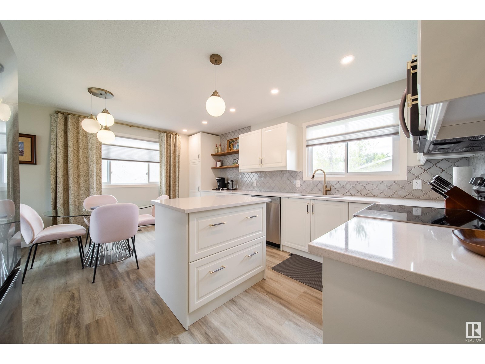 4827 56 Ave, Tofield