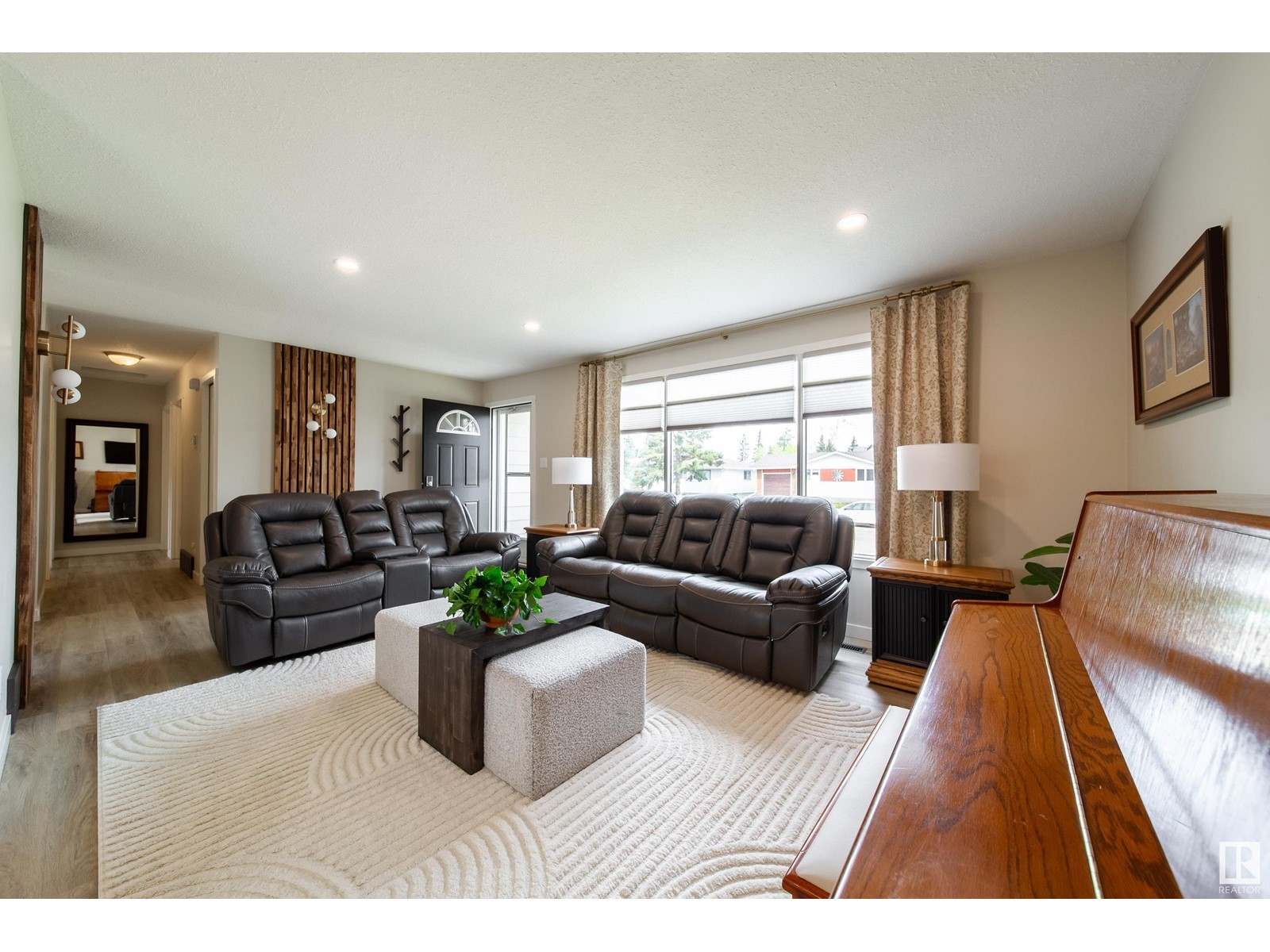 4827 56 Ave, Tofield