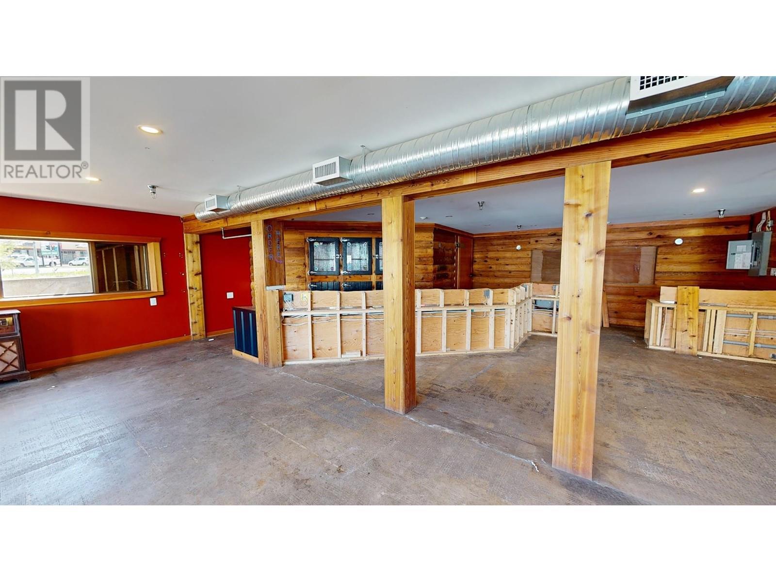 A 1800 8th Avenue, Castlegar