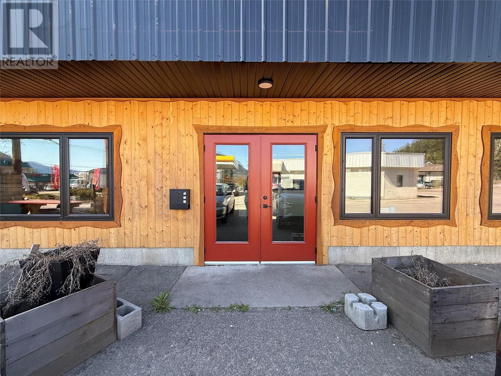 A 1800 8th Avenue, Castlegar
