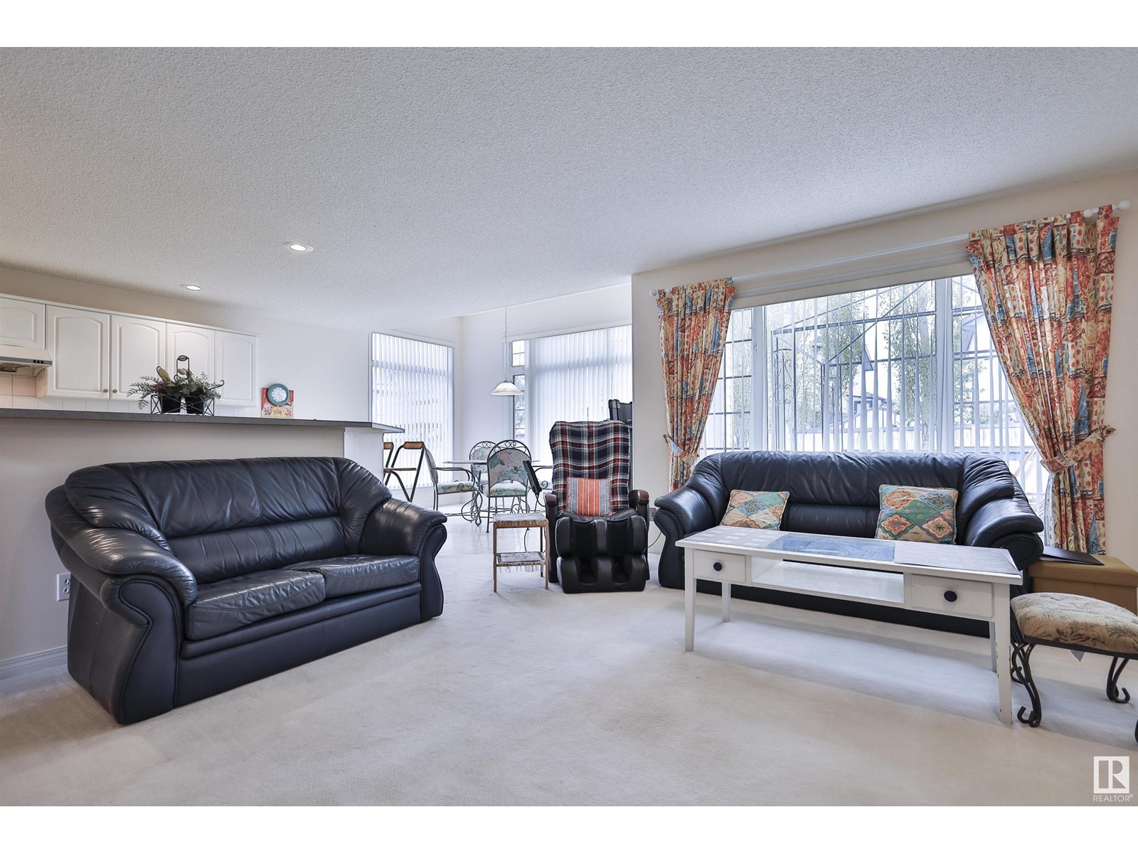 4109 37 AV NW, Edmonton