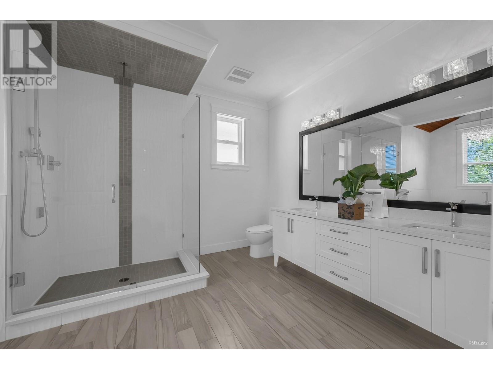 3523 PRINCETON AVENUE, Coquitlam real estate listing R3000273