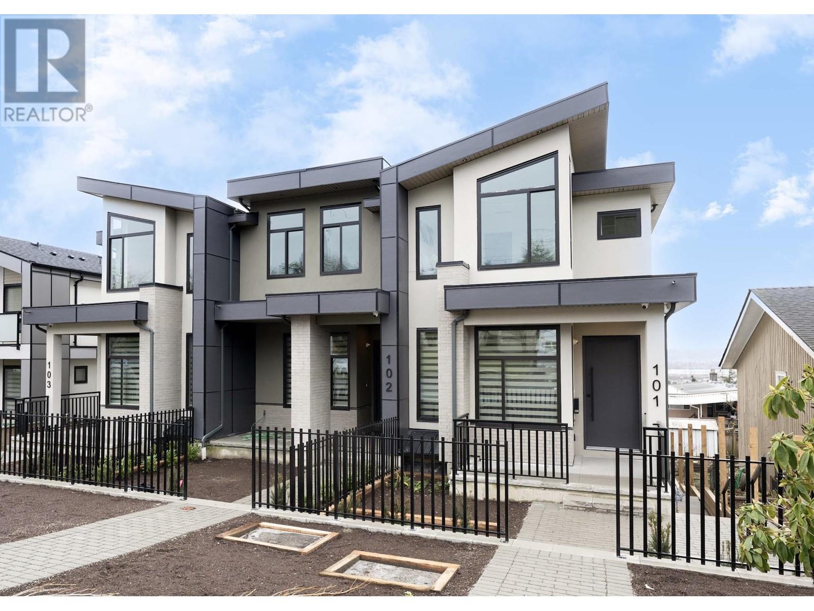 101 952 EDGAR AVENUE, Coquitlam