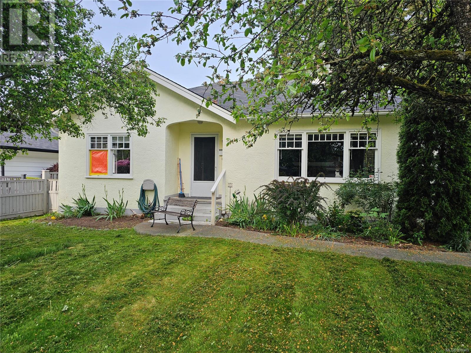140 PRICE Pl, Duncan