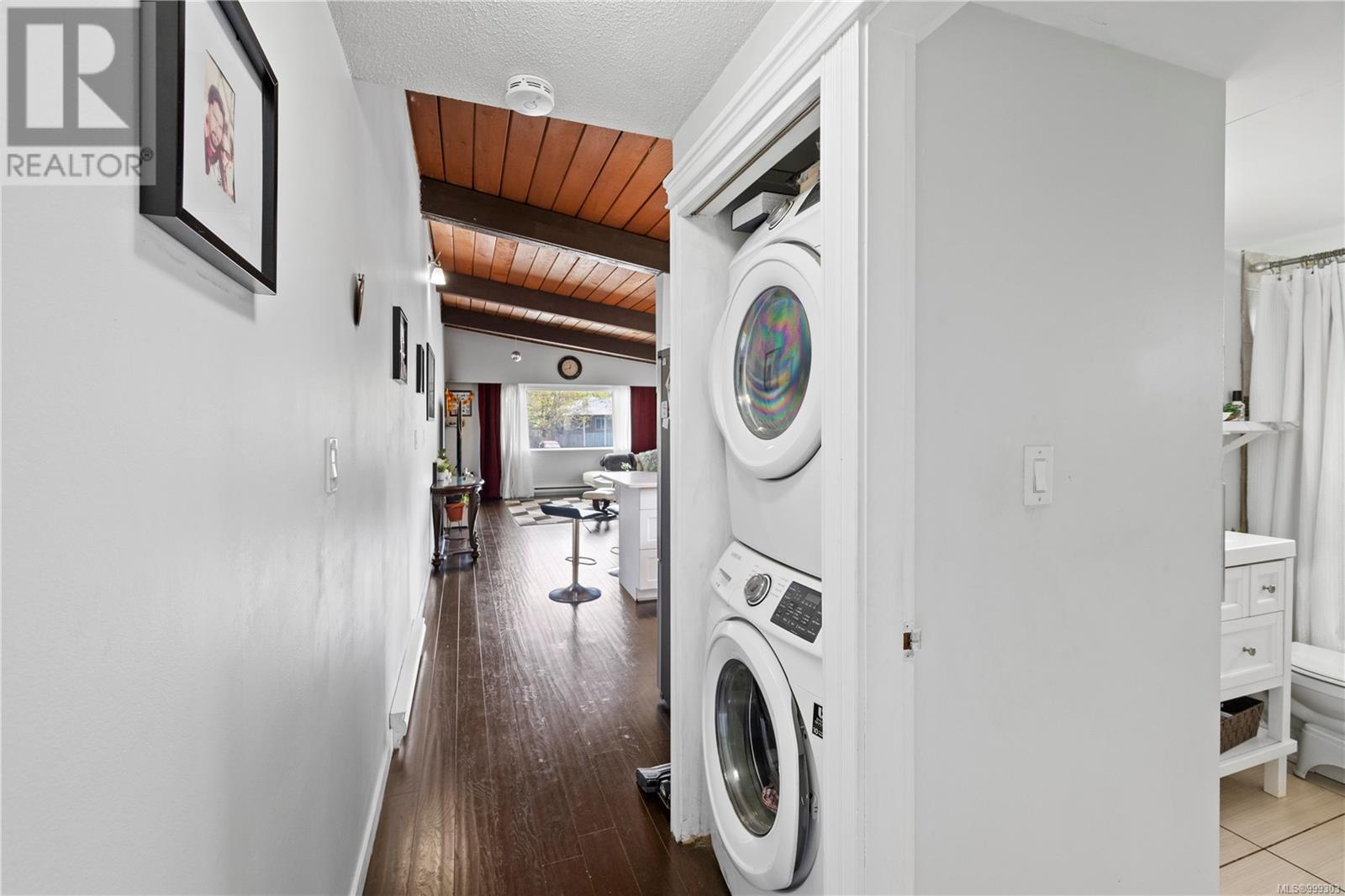  3430 Seaton Street, Saanich