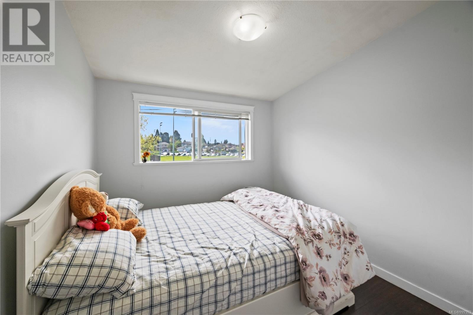  3430 Seaton Street, Saanich