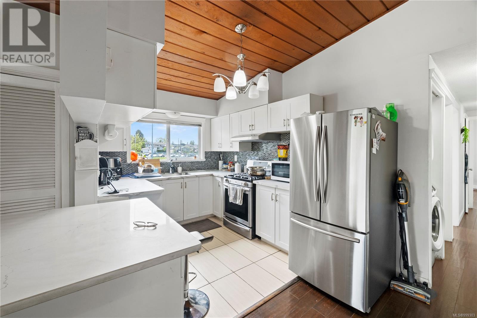  3430 Seaton Street, Saanich