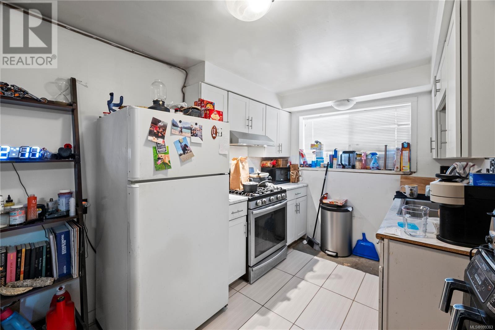  3430 Seaton Street, Saanich
