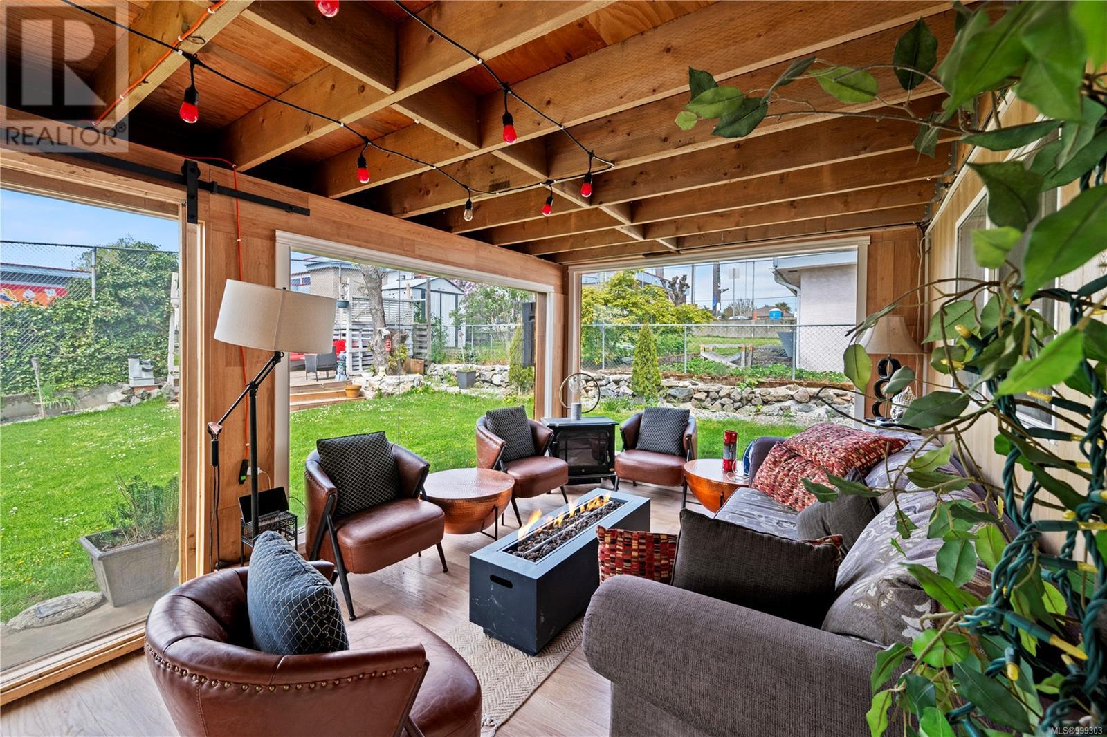  3430 Seaton Street, Saanich