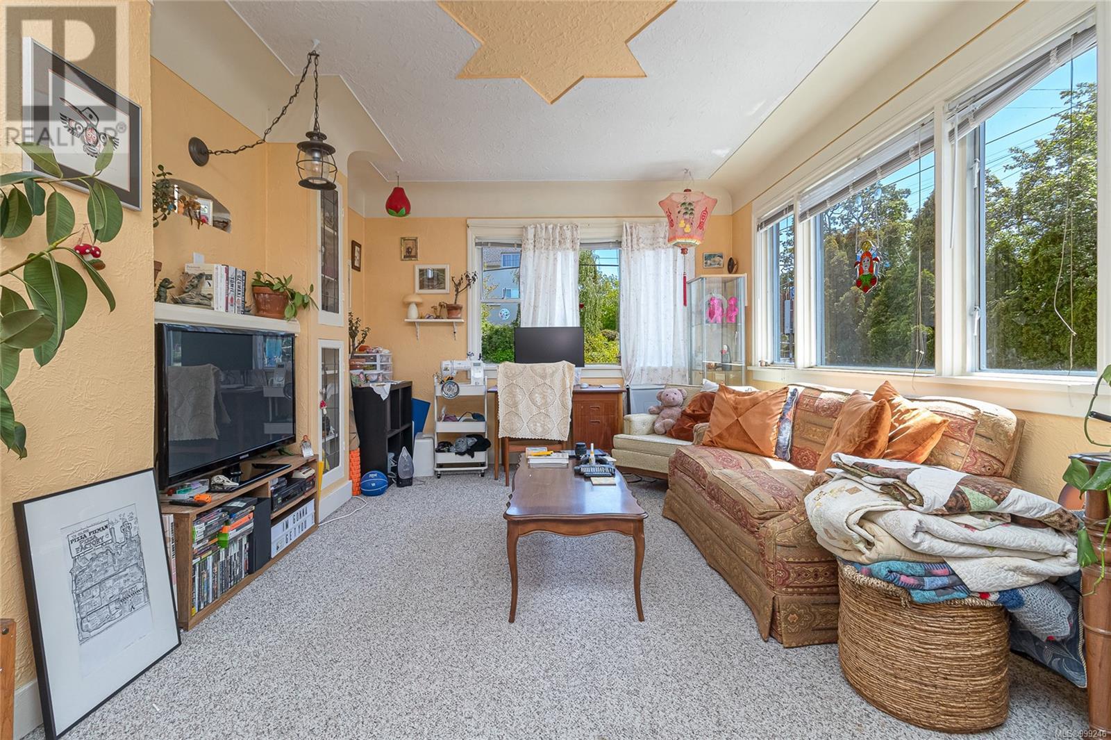  1060+1062 Queens Avenue, Victoria