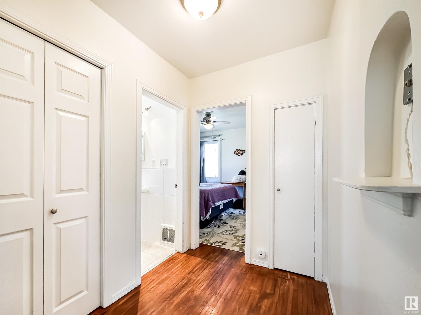 9352 85 ST NW, Edmonton