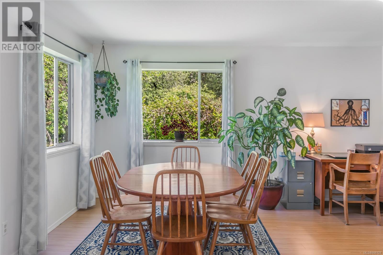 1466 Edwin Rd, Qualicum Beach