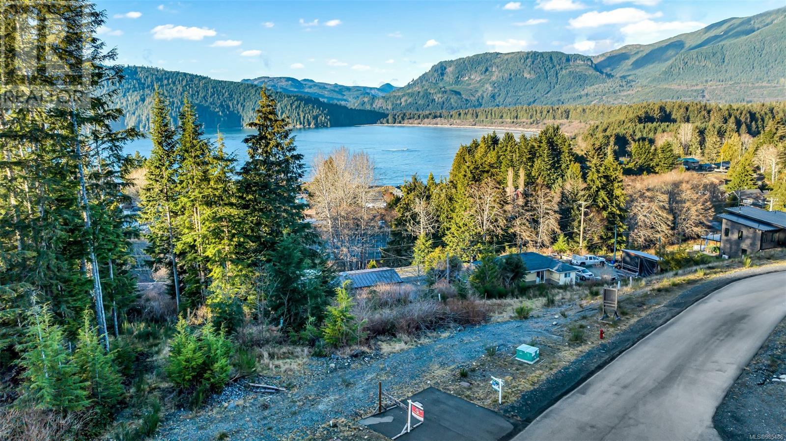 Photo 11 of 16920 Beachview Dr, Port Renfrew BC