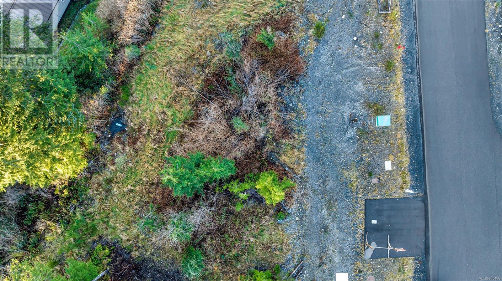 Photo 15 of 16920 Beachview Dr, Port Renfrew BC