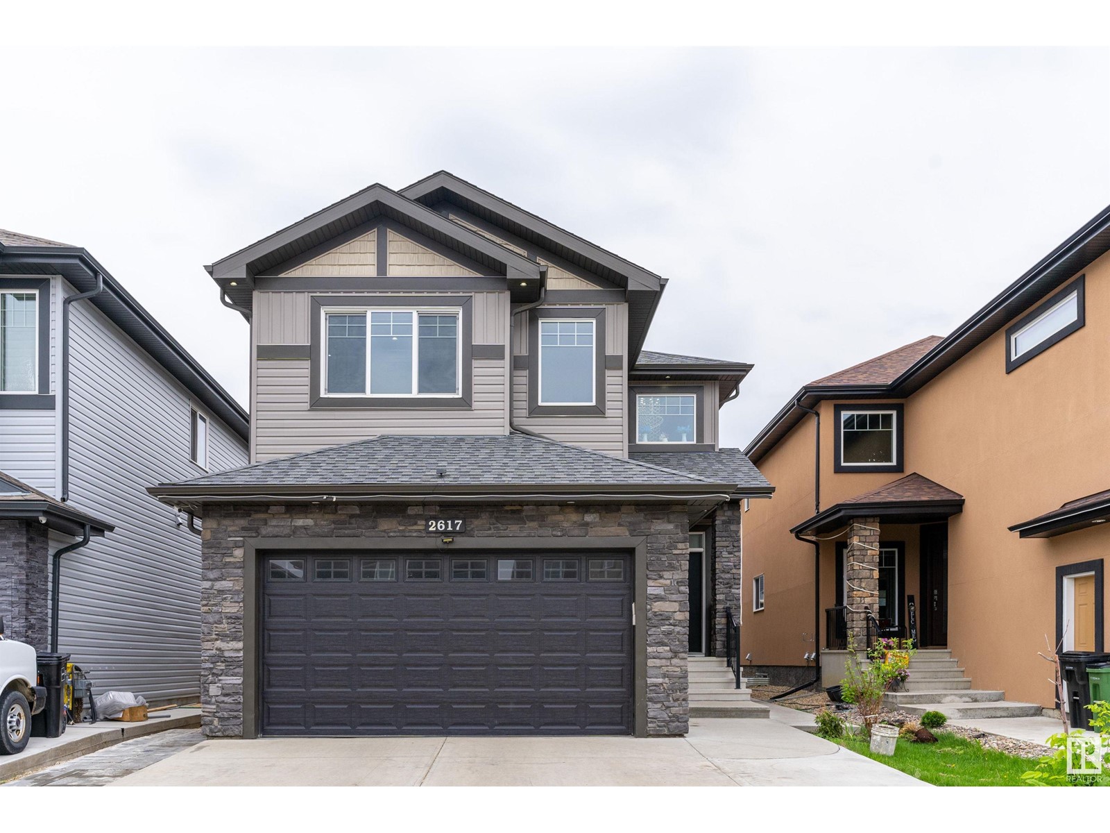 2617 21a AV NW, Edmonton