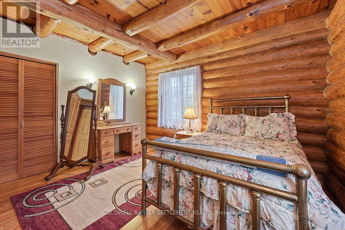 Photo 13 of 506 Holbrook Road, Montague ON