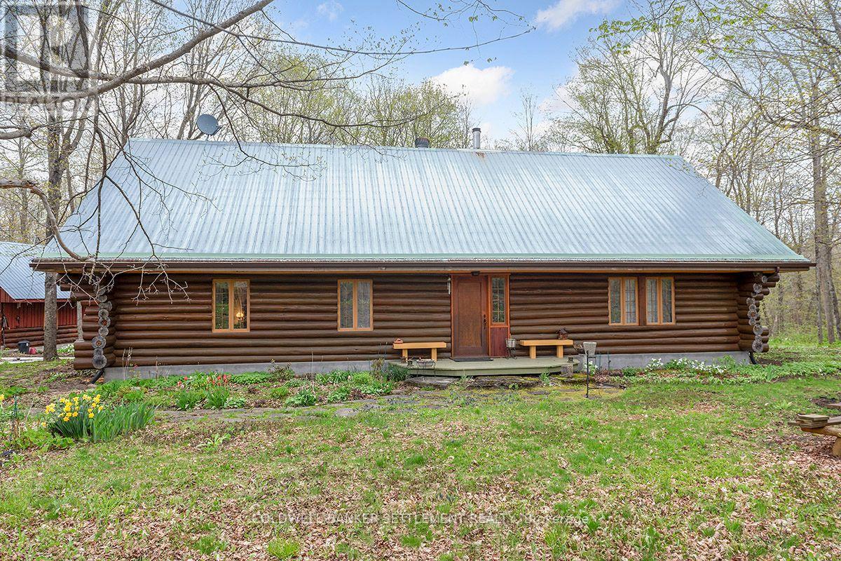 Photo 9 of 506 Holbrook Road, Montague ON