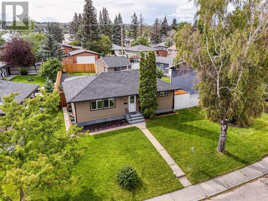 Single Family House Bungalow for Sale in  Glenpatrick Drive SW Glenbrook Calgary 