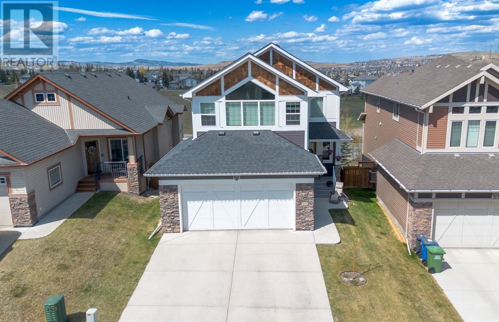 257 Jumping Pound Terrace, Cochrane