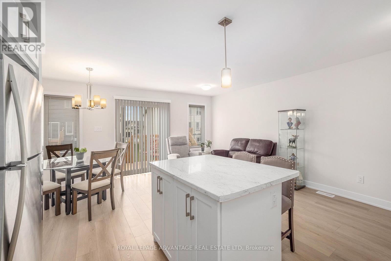 Photo 30 of 28 Margaret Graham Terrace, Smiths Falls ON