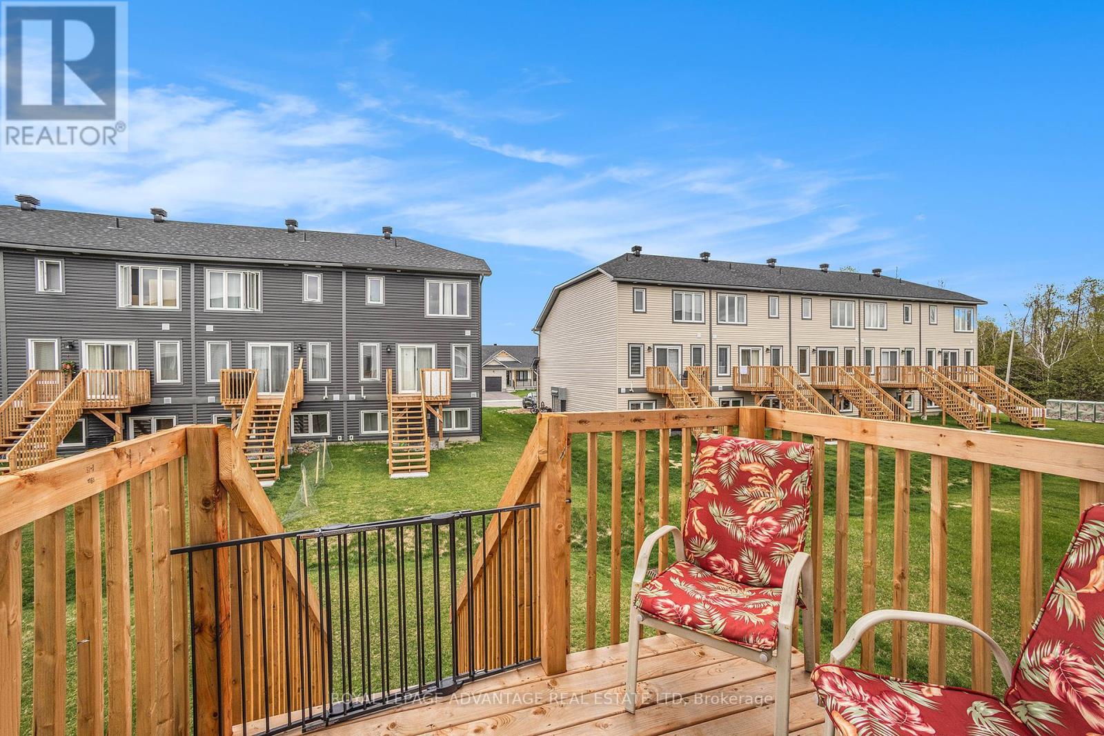Photo 18 of 28 Margaret Graham Terrace, Smiths Falls ON