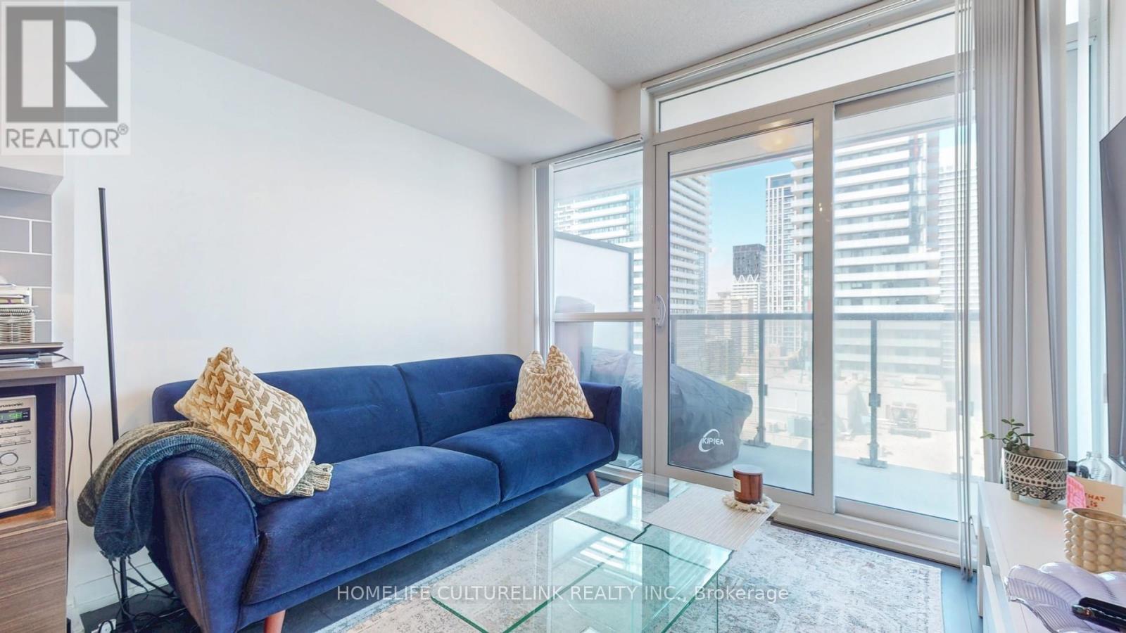 Photo 13 of 1501 125 Redpath Avenue, Toronto ON