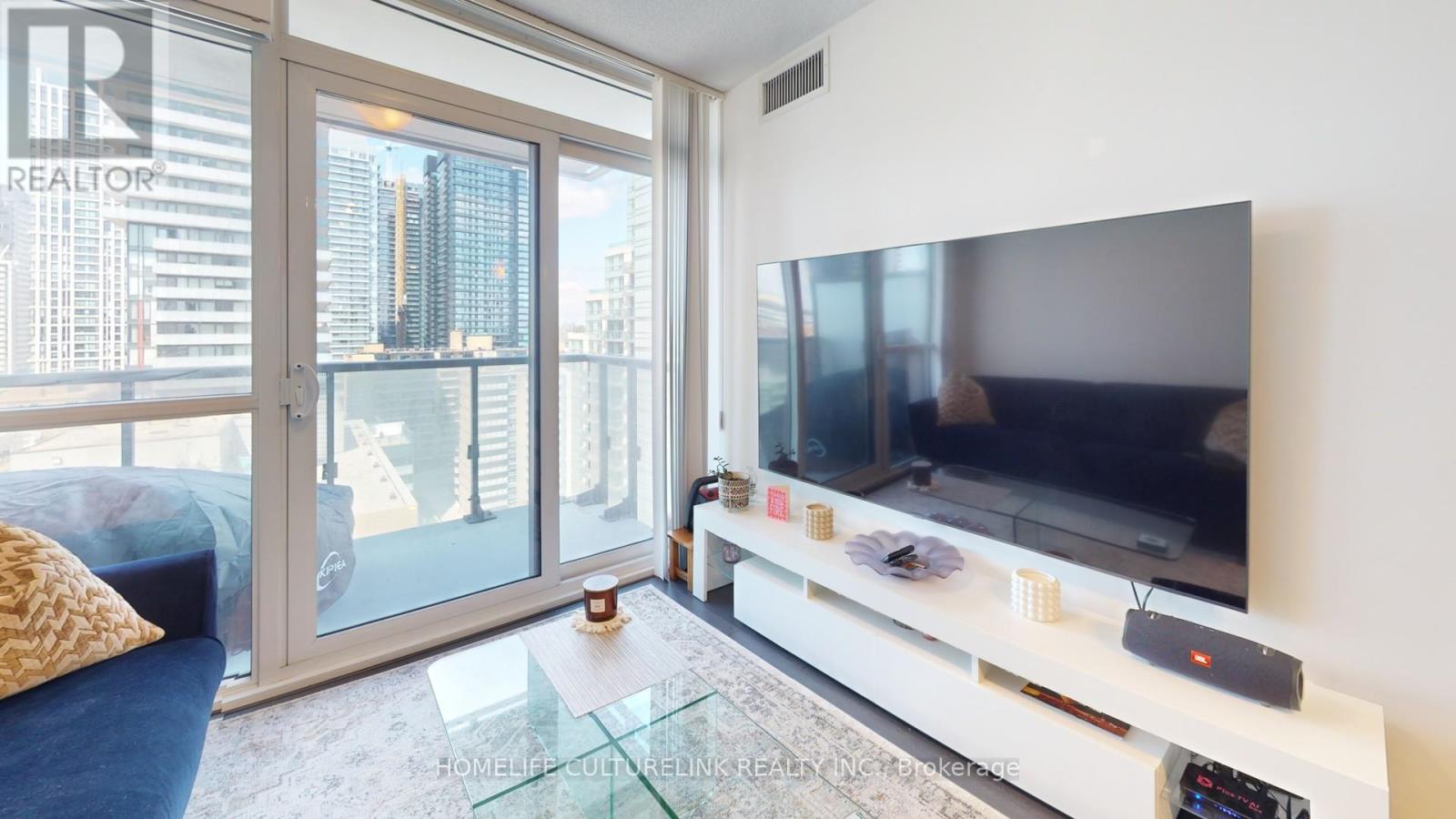 Photo 14 of 1501 125 Redpath Avenue, Toronto ON