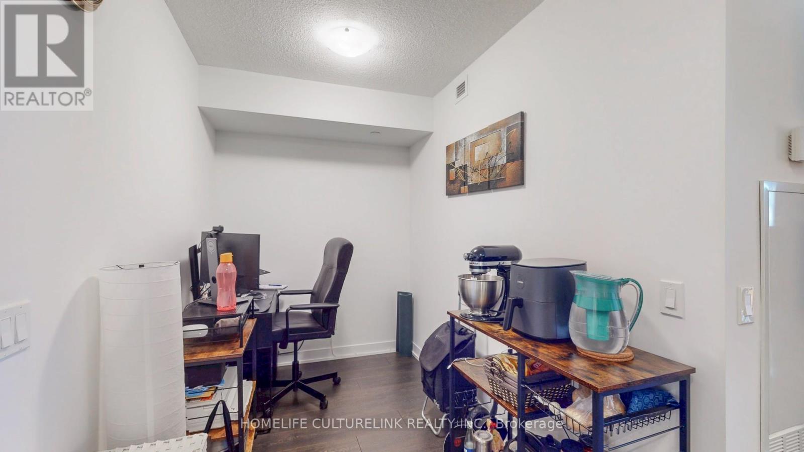 Photo 16 of 1417 87 Peter Street, Toronto ON