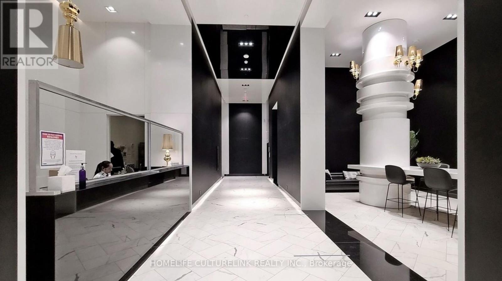 Photo 7 of 1417 87 Peter Street, Toronto ON