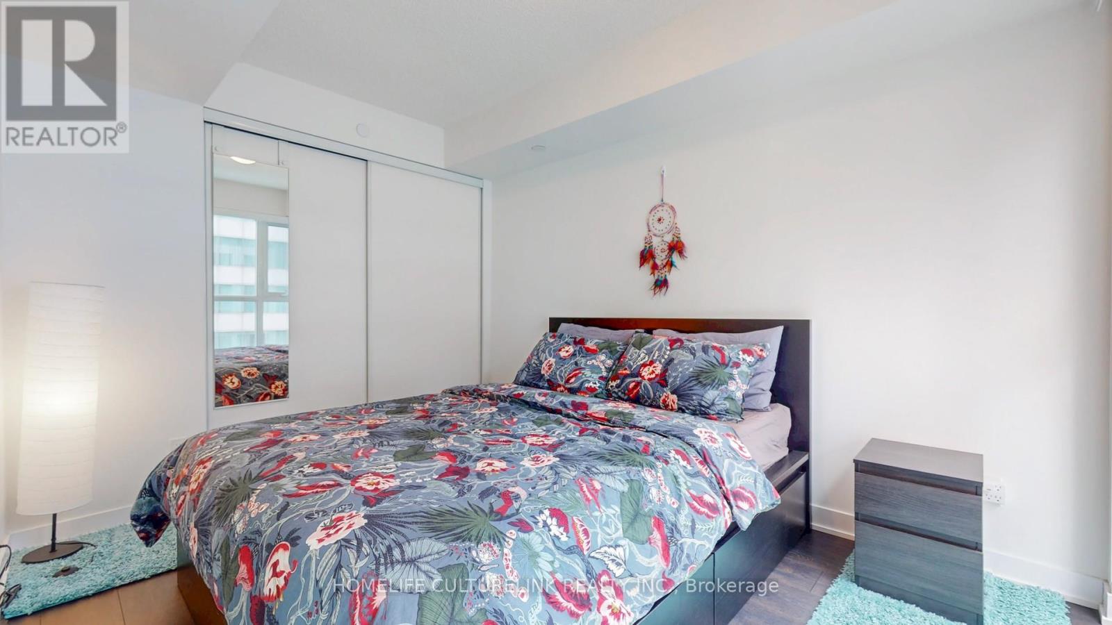 Photo 30 of 1417 87 Peter Street, Toronto ON