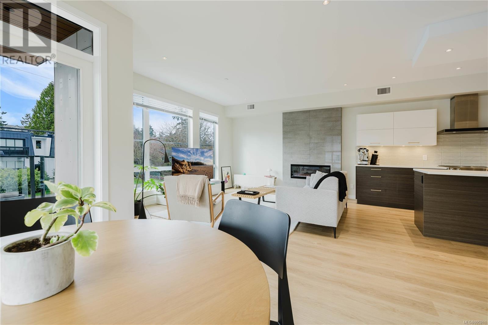 208 100 Lombardy Street, Parksville
