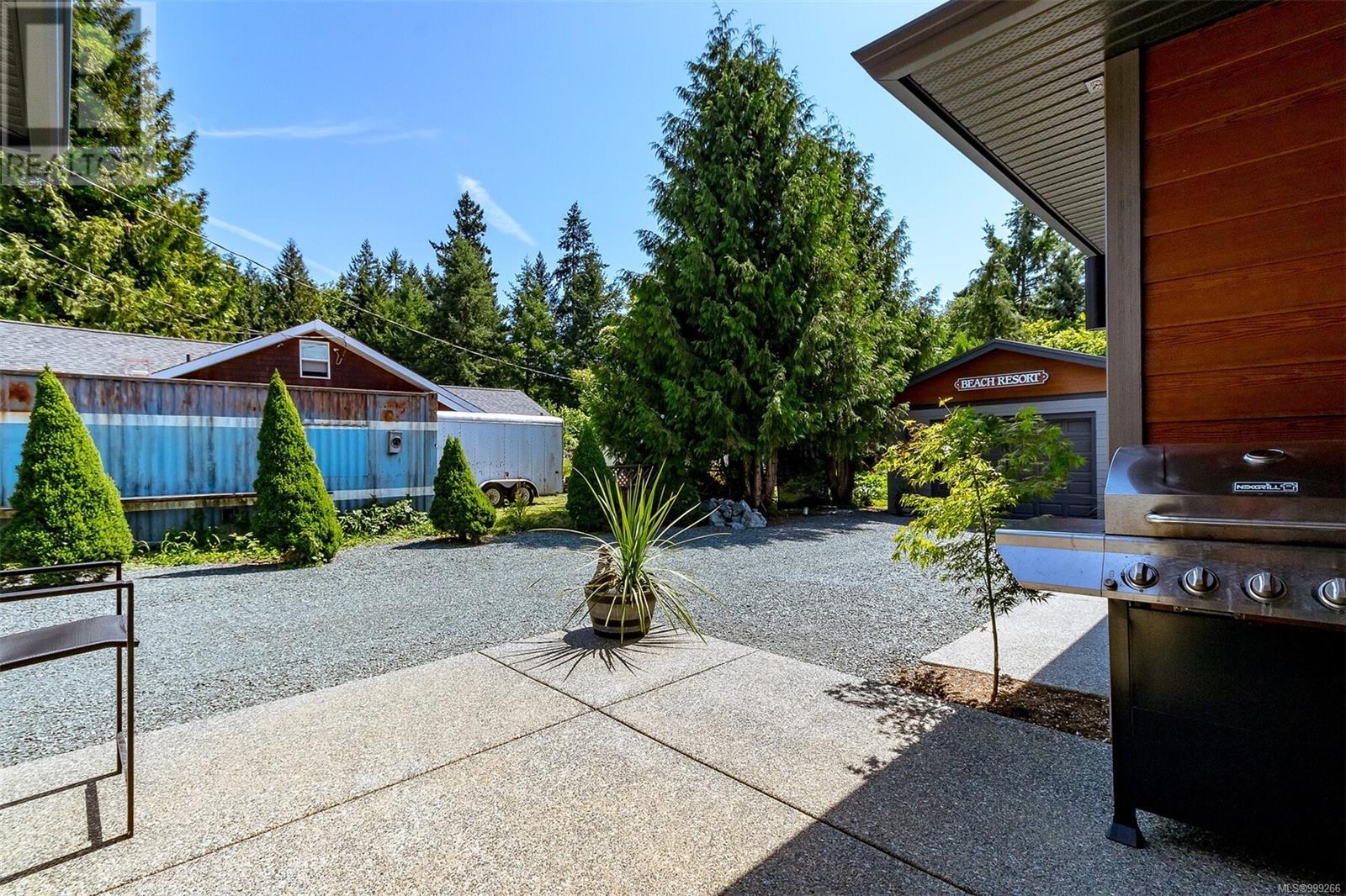 Photo 19 of 10647 Olsen Rd, Saltair BC