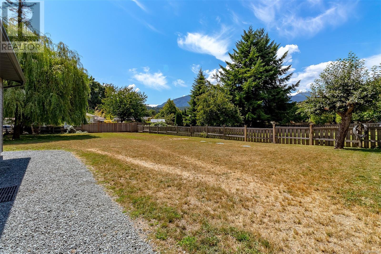 Photo 18 of 10647 Olsen Rd, Saltair BC