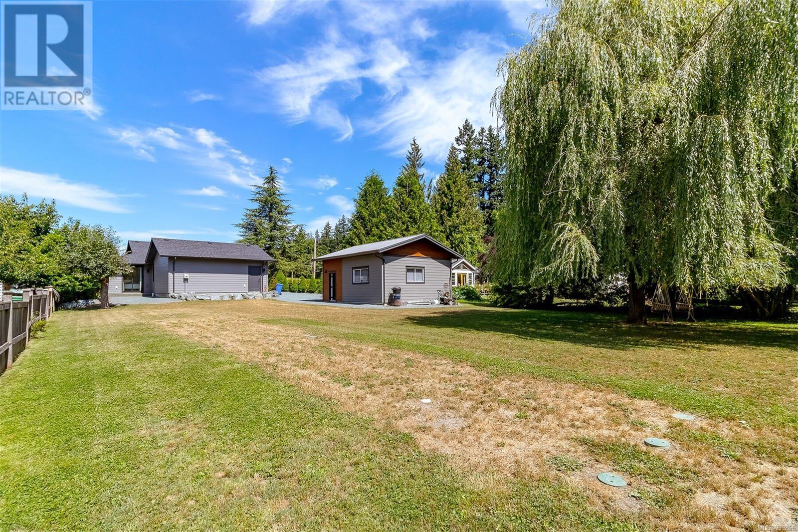 Photo 11 of 10647 Olsen Rd, Saltair BC